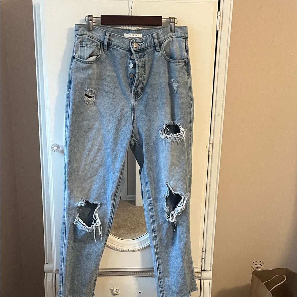 PacSun Light Wash Distressed Straight Leg Jeans